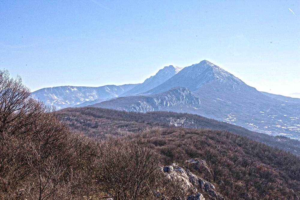 Suva planina Sokolov kamen