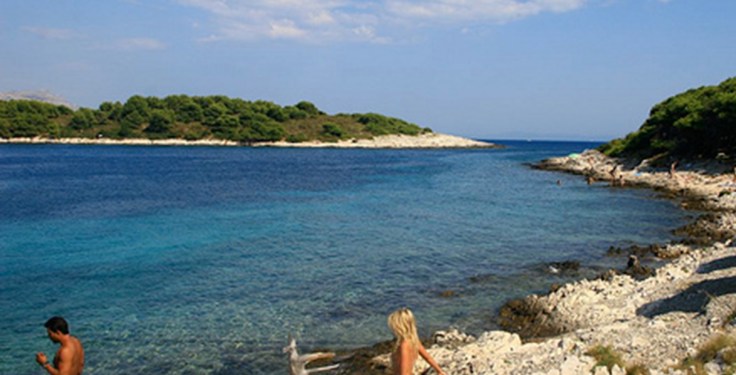 hvar-pakleni-amusement-detente-stipanska-plage